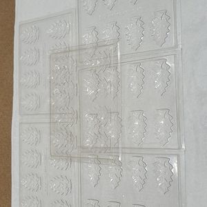 6 Plastic Christmas Tree Chocolate Molds!!